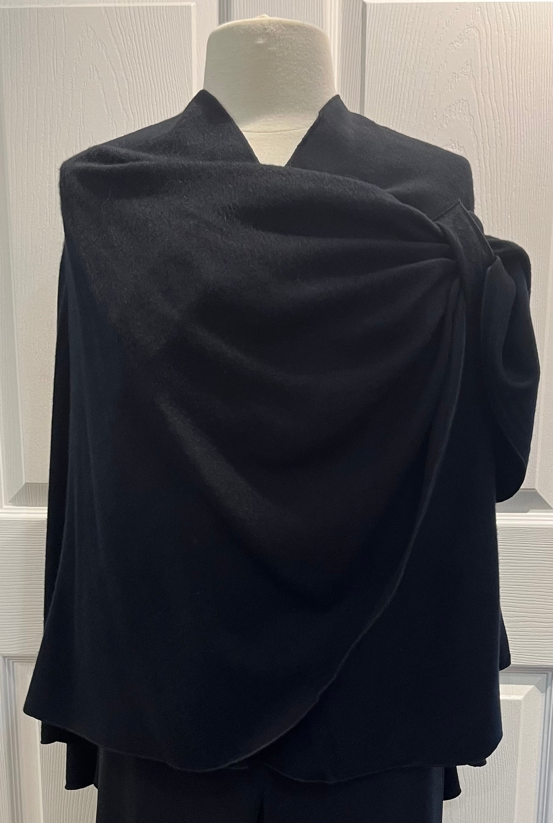 Black to Black Reversible Cashmere Shawl