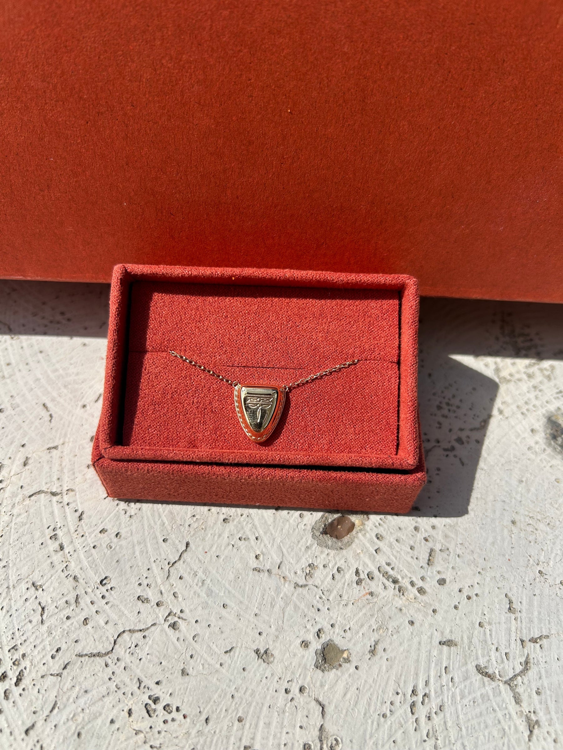 SpurWest Round Boot Tip Necklace - Gold