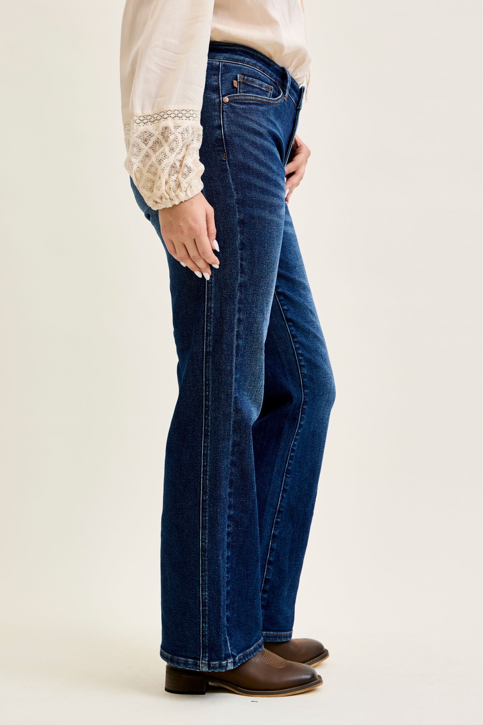 Judy Blue Mid Rise Alex Bootcut w/ Cowgirl Seam