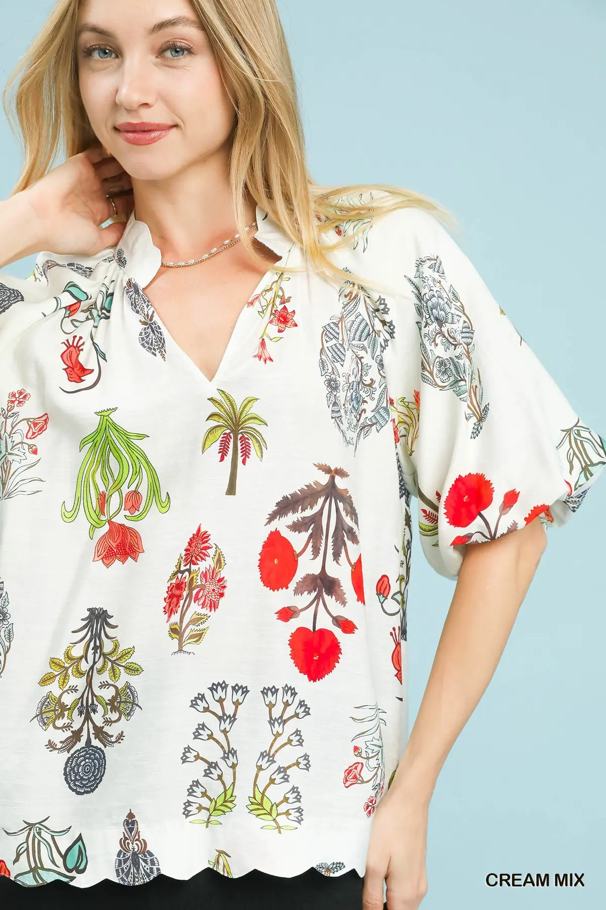 Garden Sketch Scallop Trim Blouse