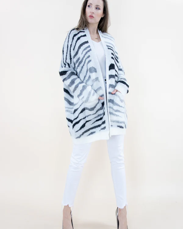 Black White Tiger Print Cardigan w Pockets
