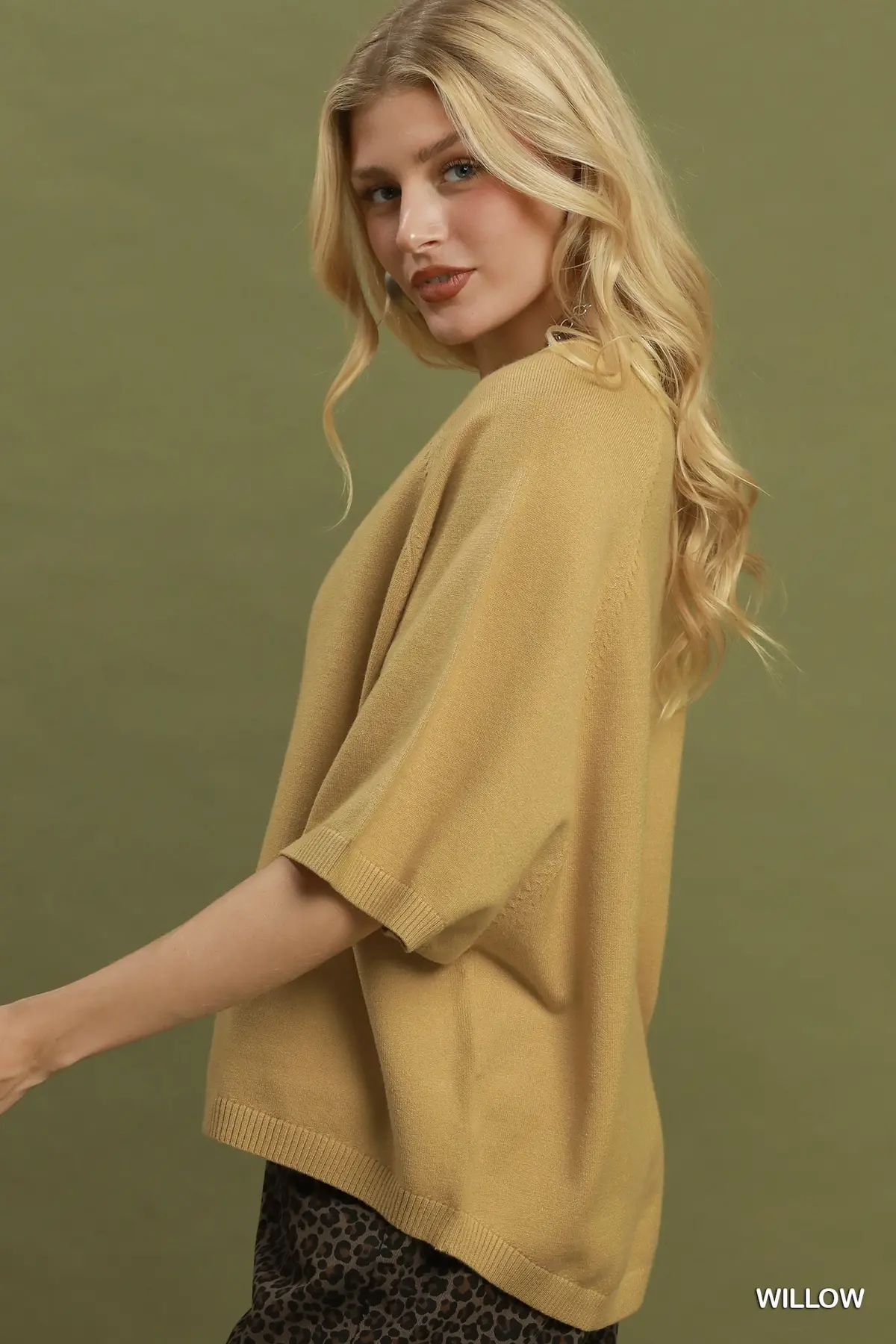 Golden Willow Relaxed Knit Sweater 🤎
