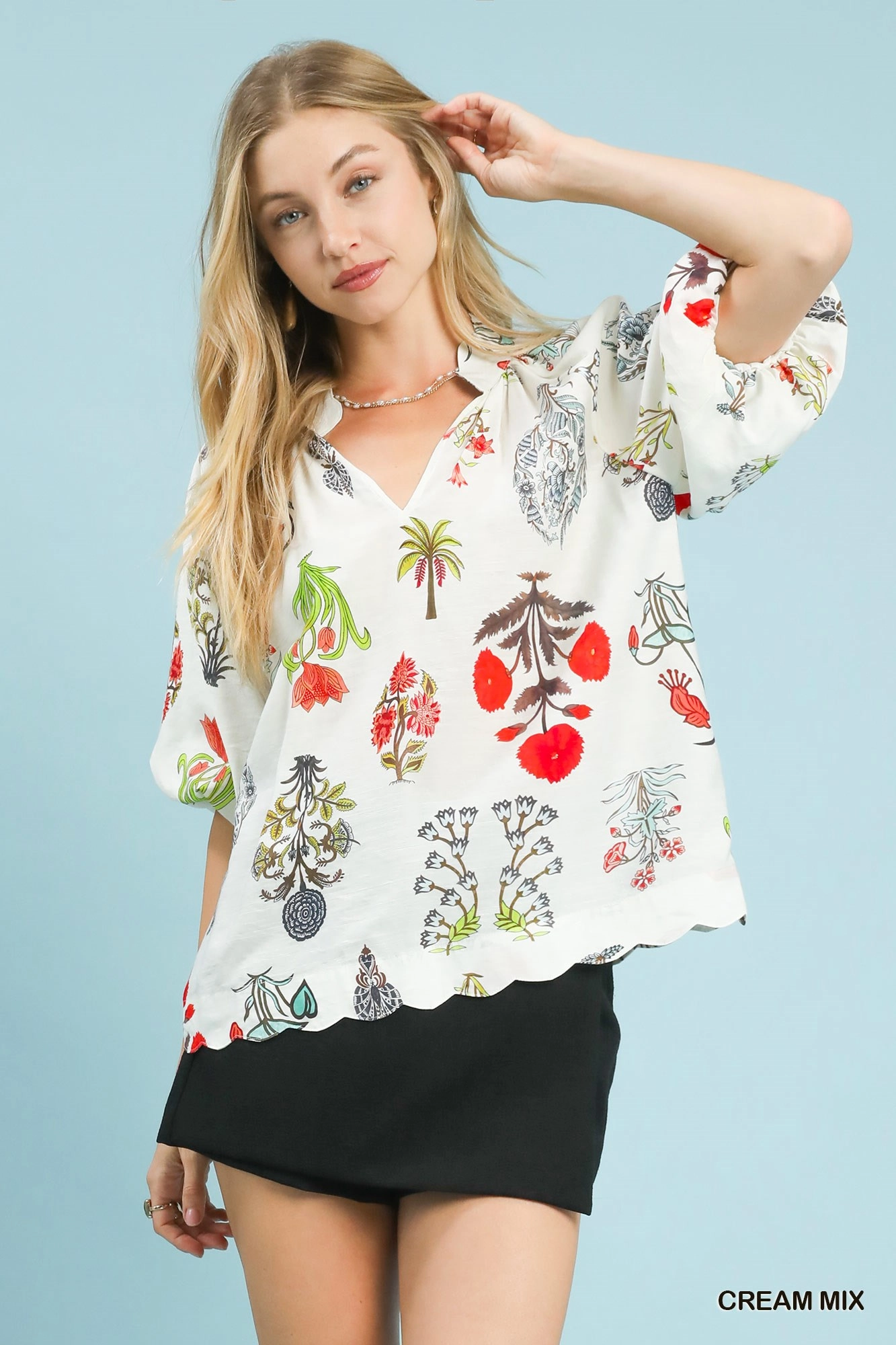 Garden Sketch Scallop Trim Blouse
