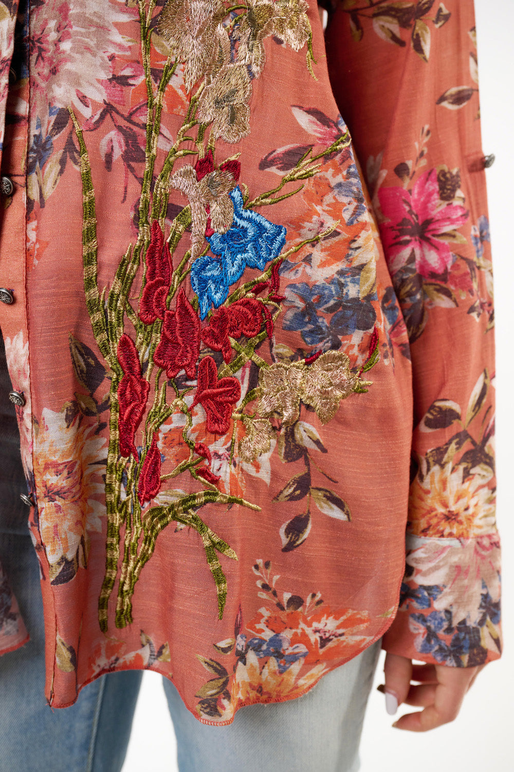 Gardenia Embroidered Shirt By Aratta