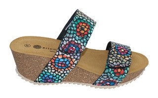 Black Mosaic Lilly II Wedge