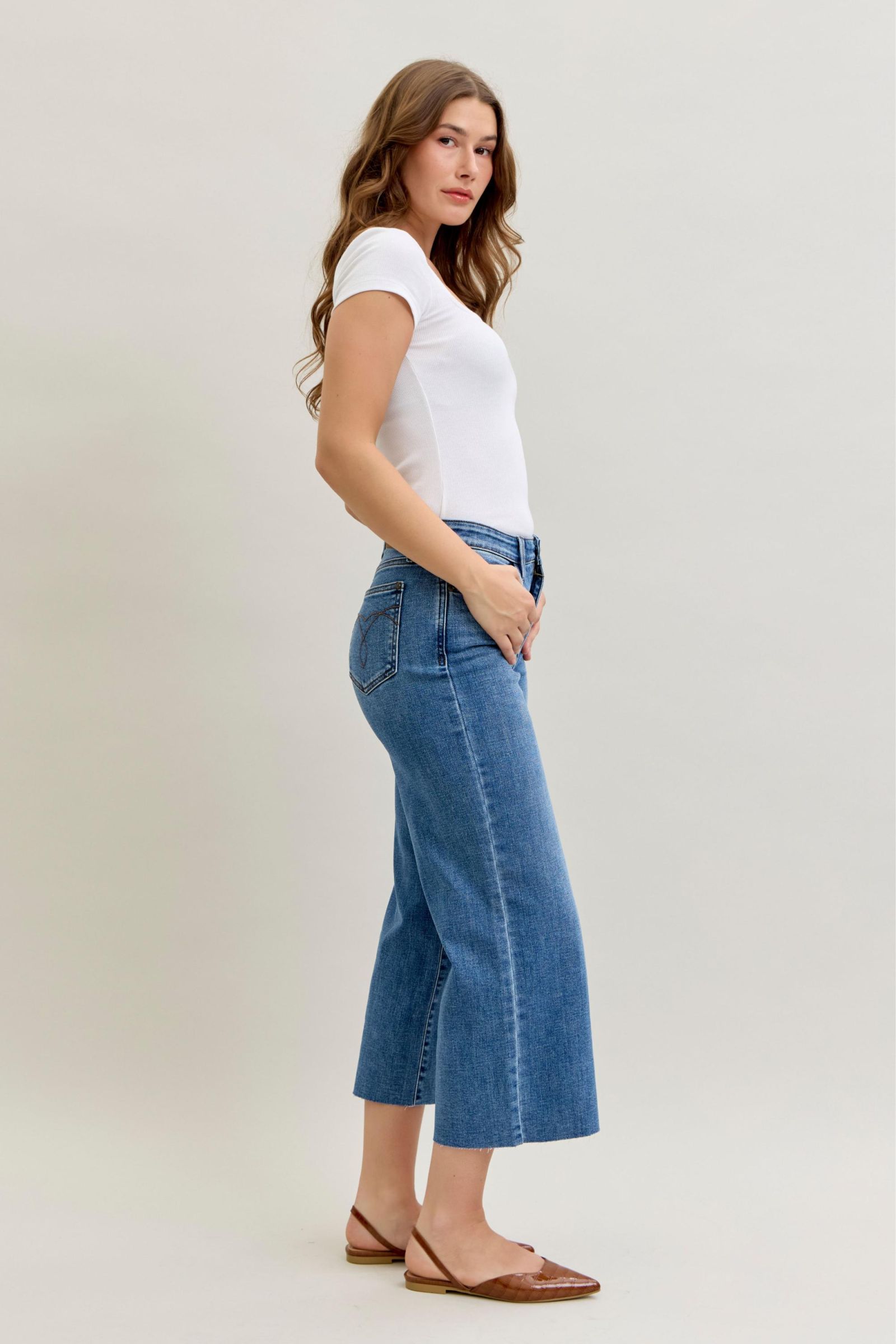 Judy Blue High Waist Crop Jeans w/ Raw Hem