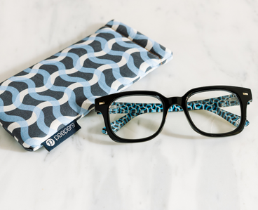 Glossary-Black/Wavy Peepers Reading Glasses