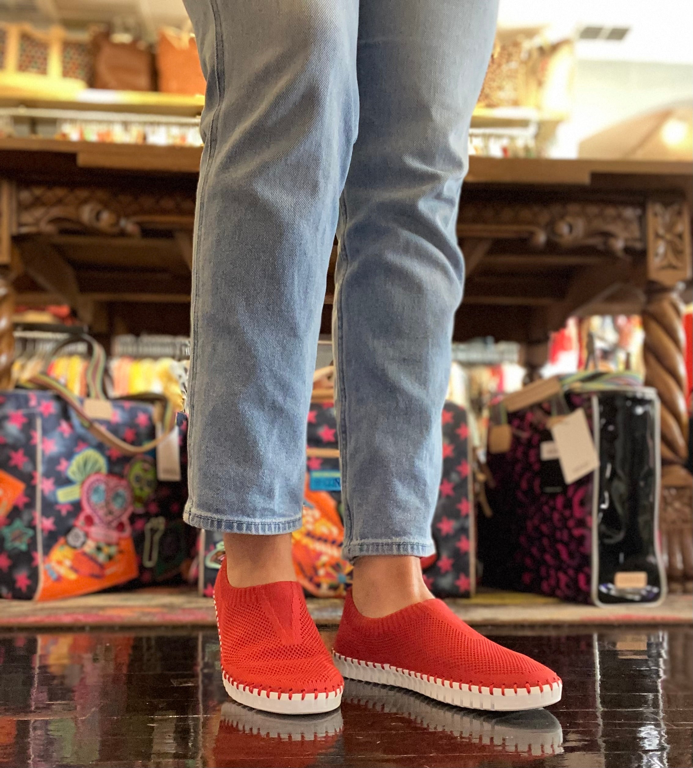 Eric Michael Lucy Sneakers- RED