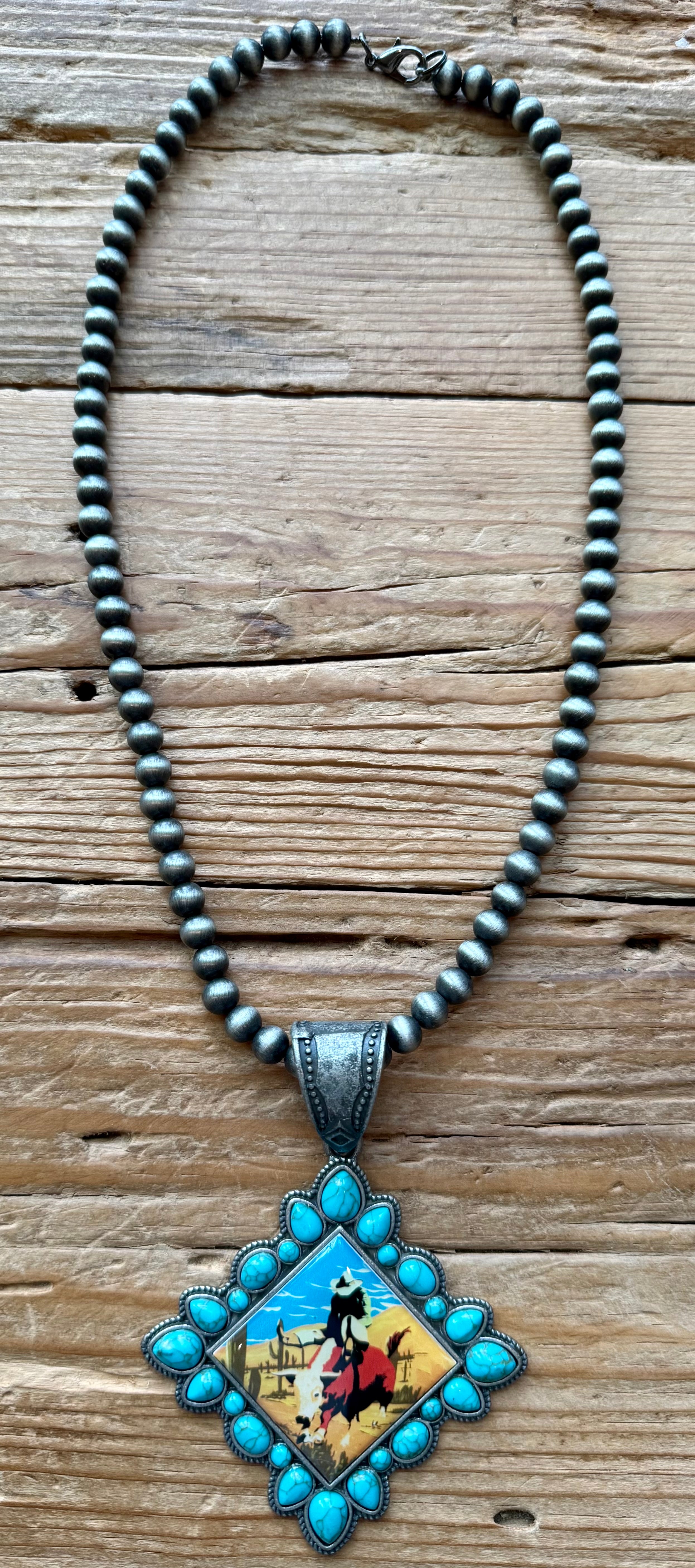 Vintage Western Scene Pendant on Faux Navajo Pearls w/ Earrings/Dark Background