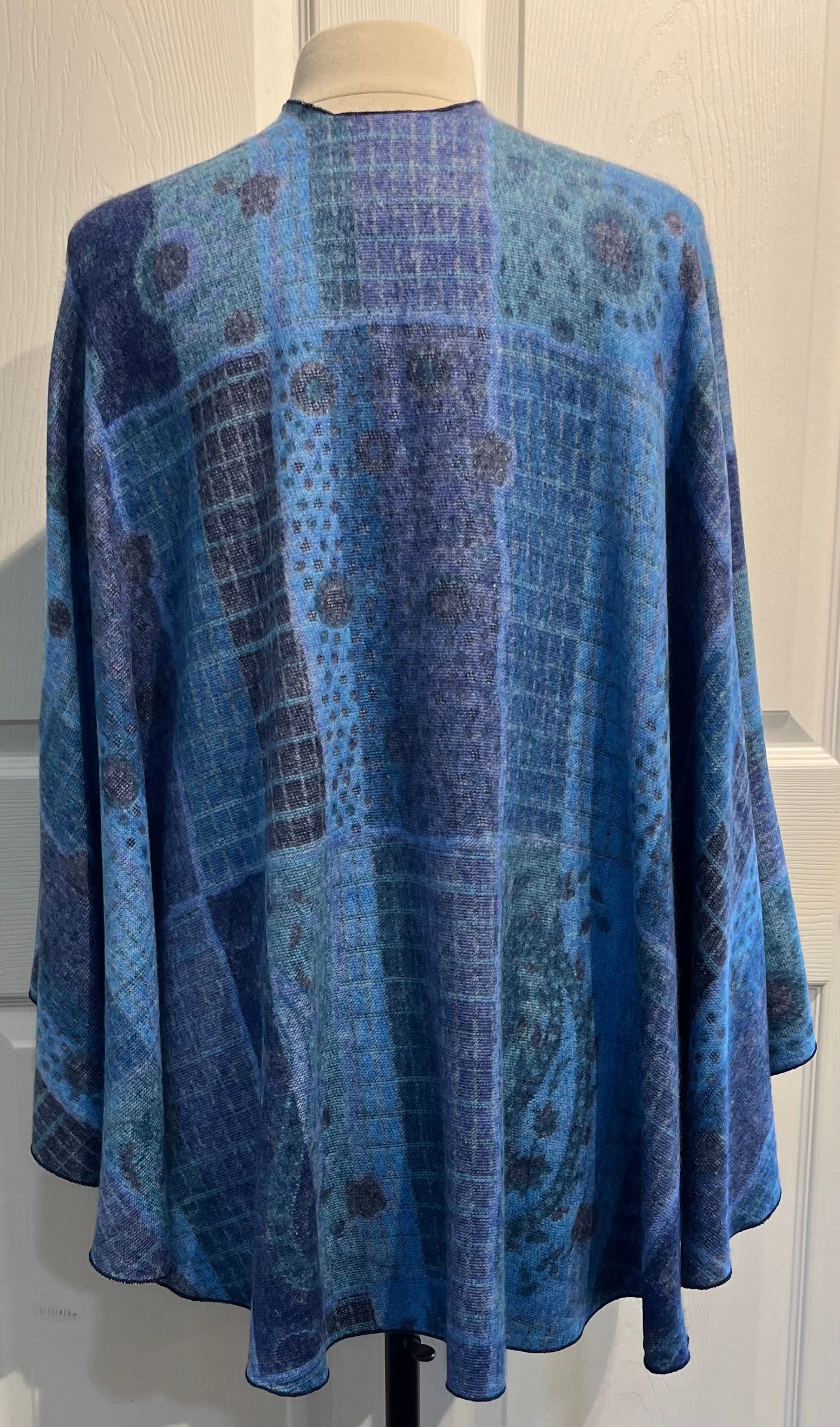 Shades of Blue Reversible Cashmere Shawl