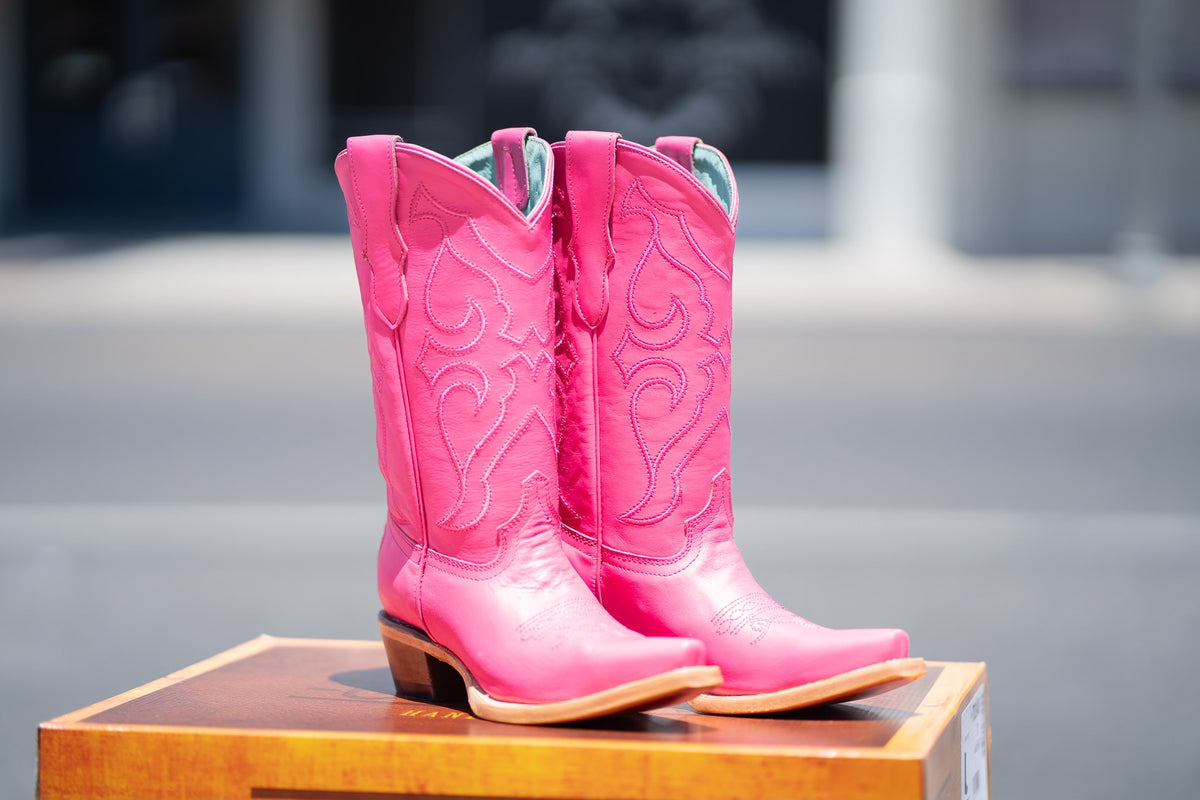 Infant and Childrens “Baby Barbie” Pink Sparkle Cowgirl  Cowgirl boots size 7 in barbie pink display picture 1