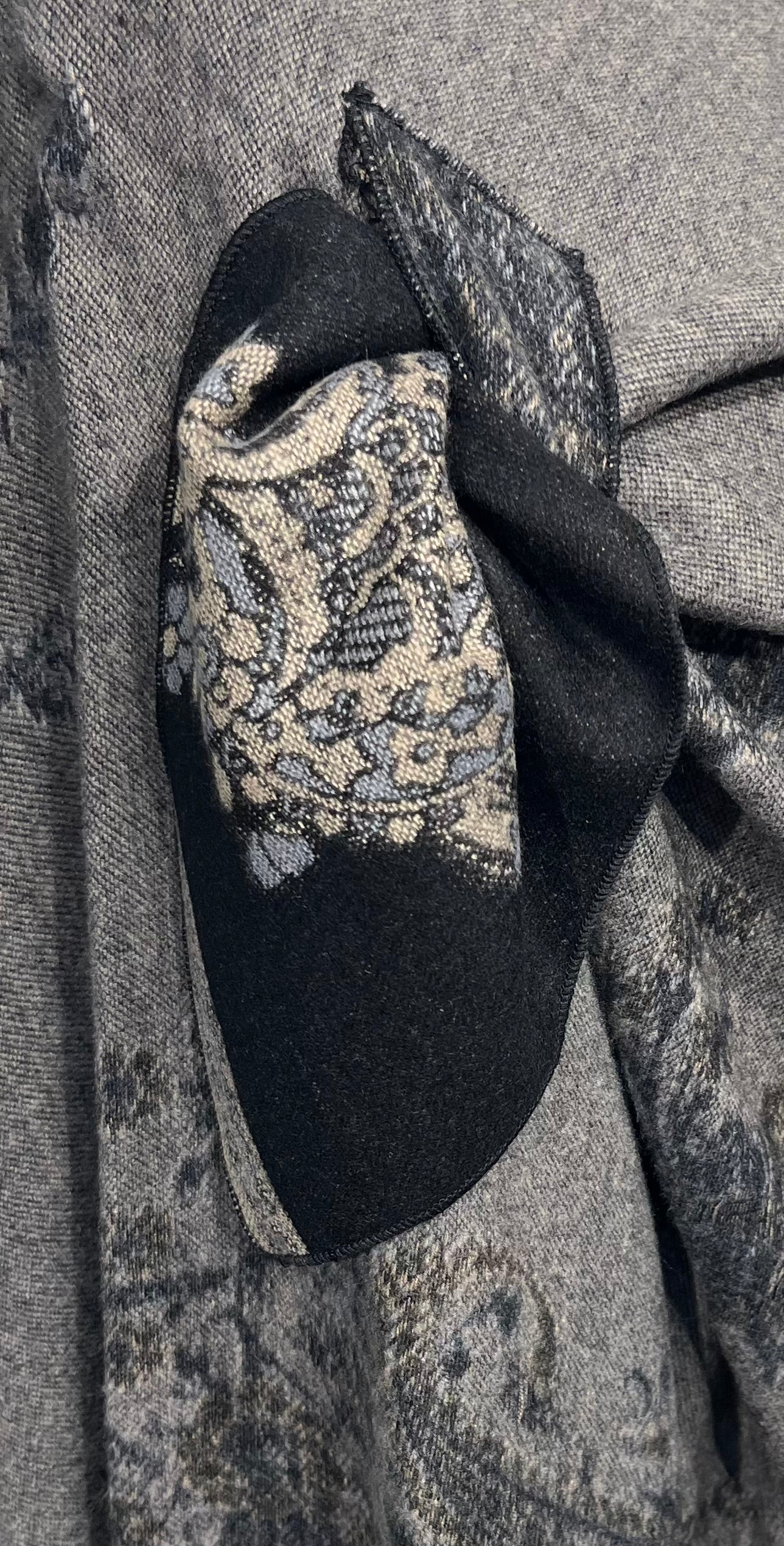 Black to Grey Paisley Reversible Cashmere Shawl