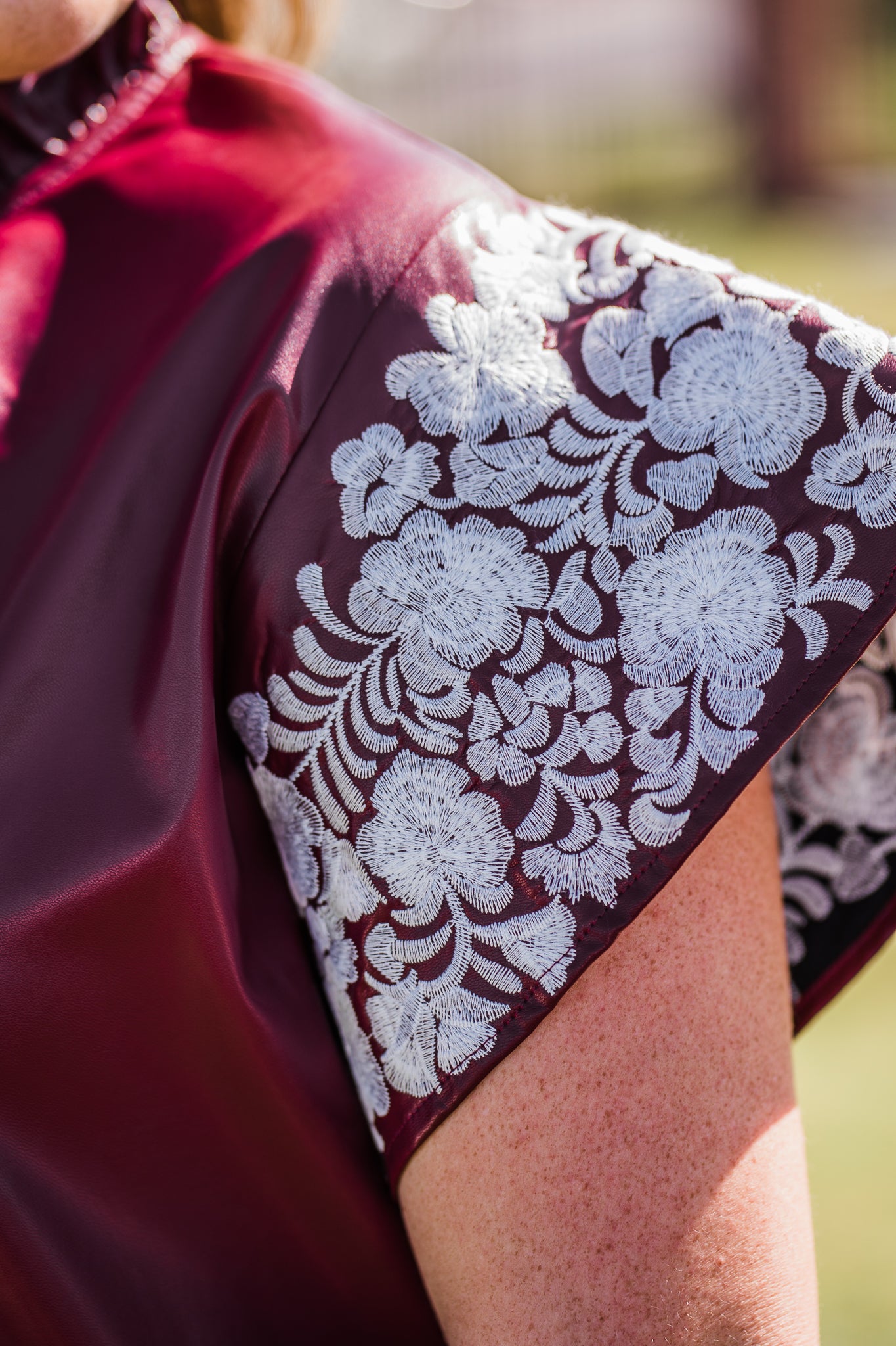 Maroon & White Northgate Top by Layerz
