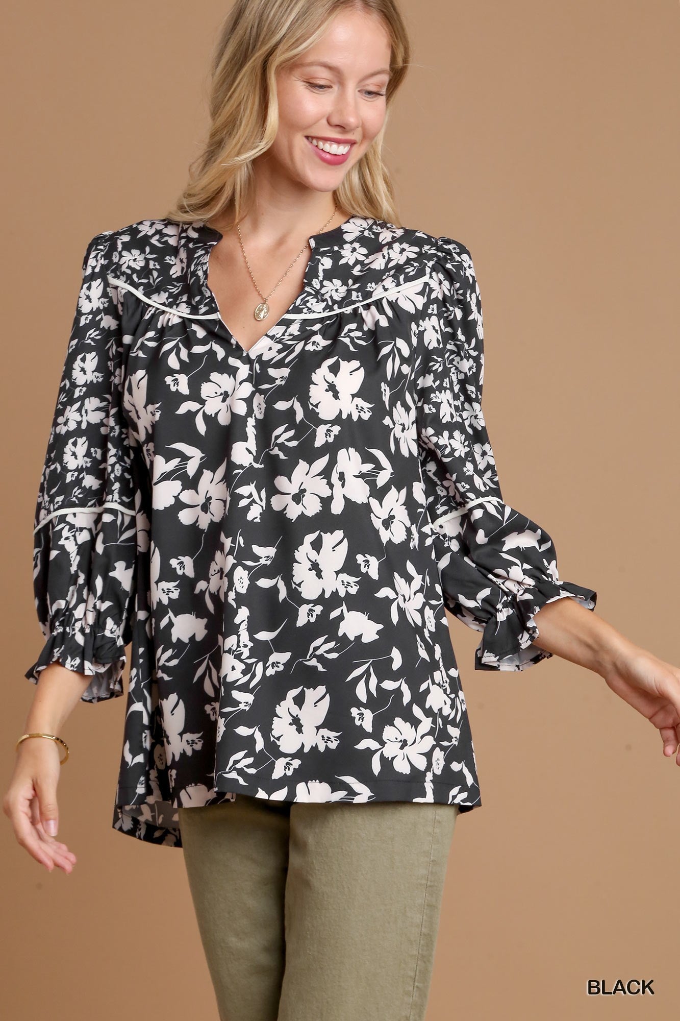 Black & White Floral Print Top