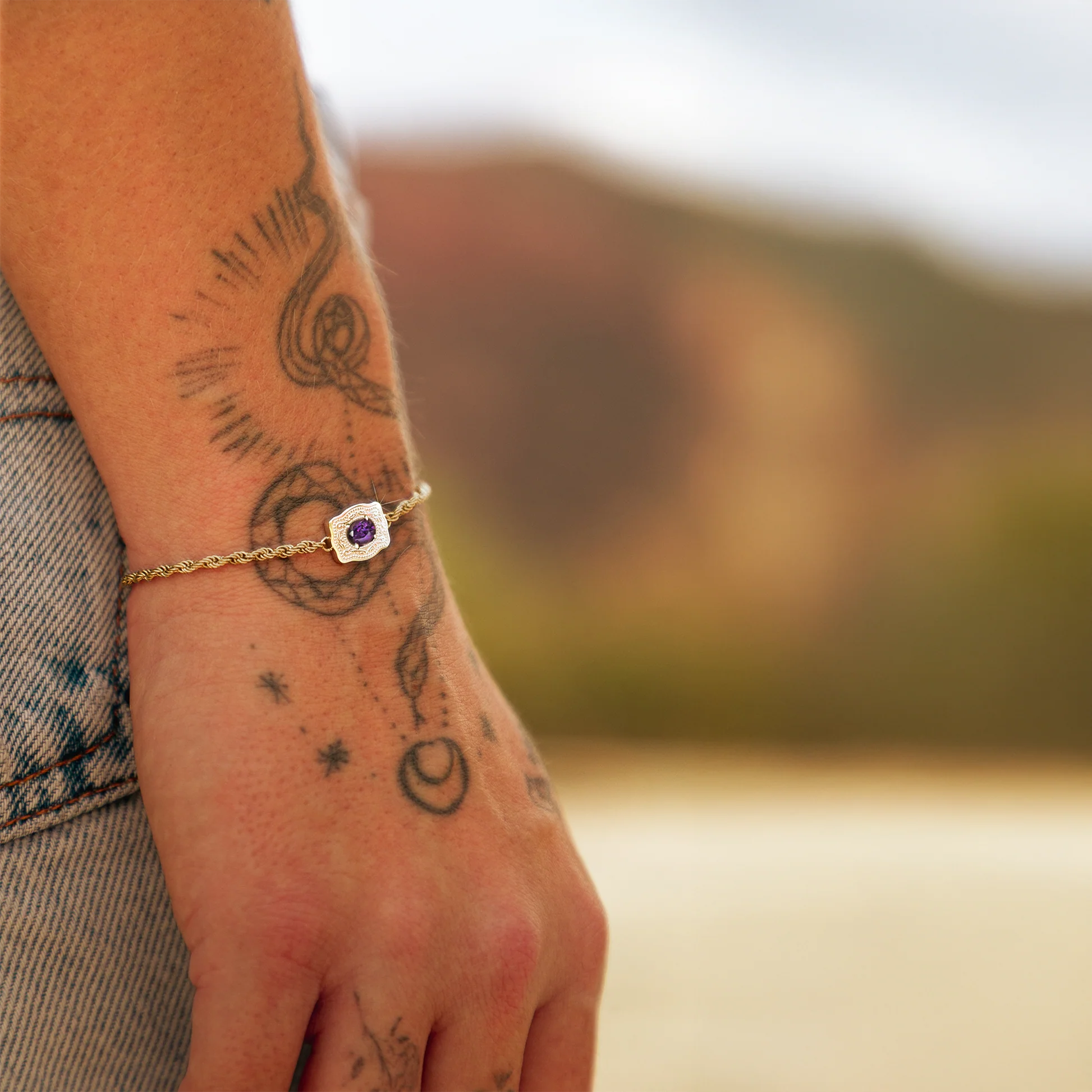 SpurWest Ultra Mini Belt Buckle Bracelet - Gold - February