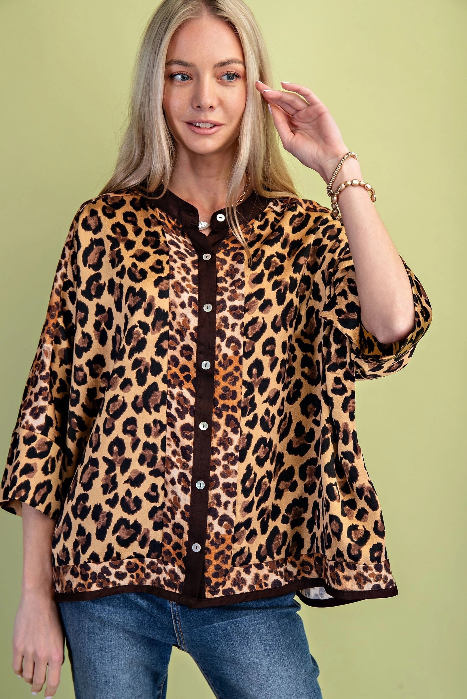 Wildly Chic & Effortlessly Cool Hi-Lo Top