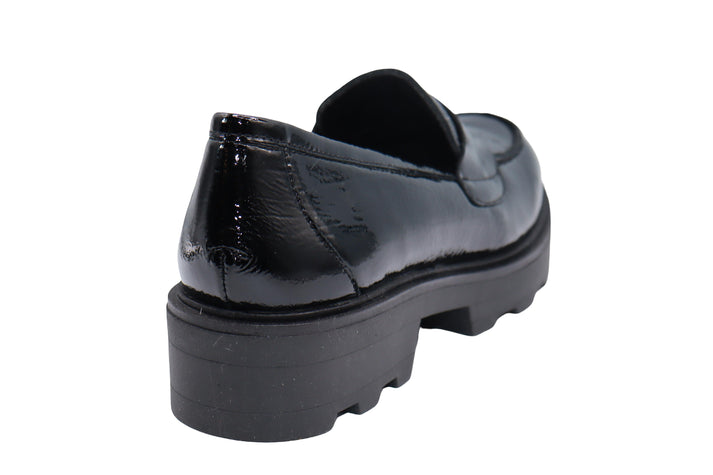 ERIC MICHAEL Black SALINA CRINKLE PATENT LUG PLATFORM LOAFER