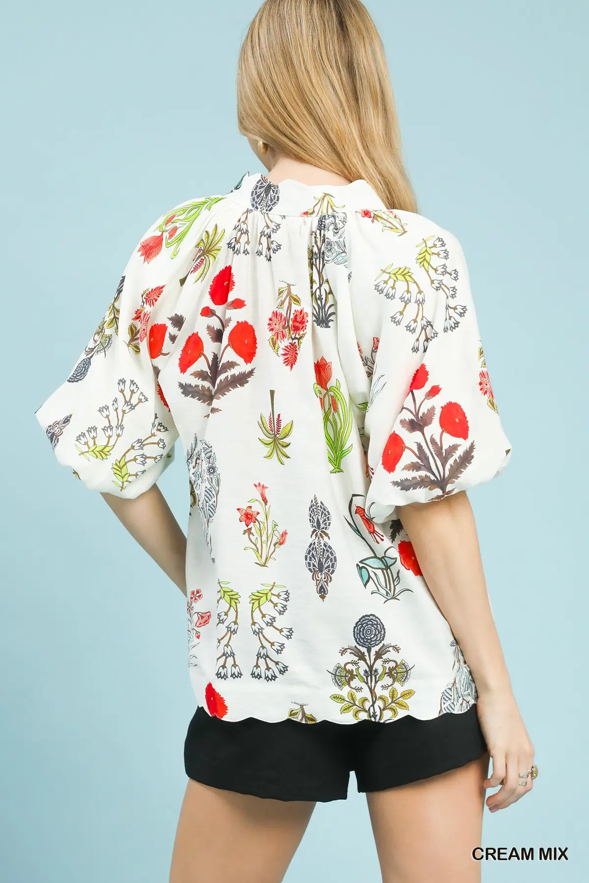 Garden Sketch Scallop Trim Blouse