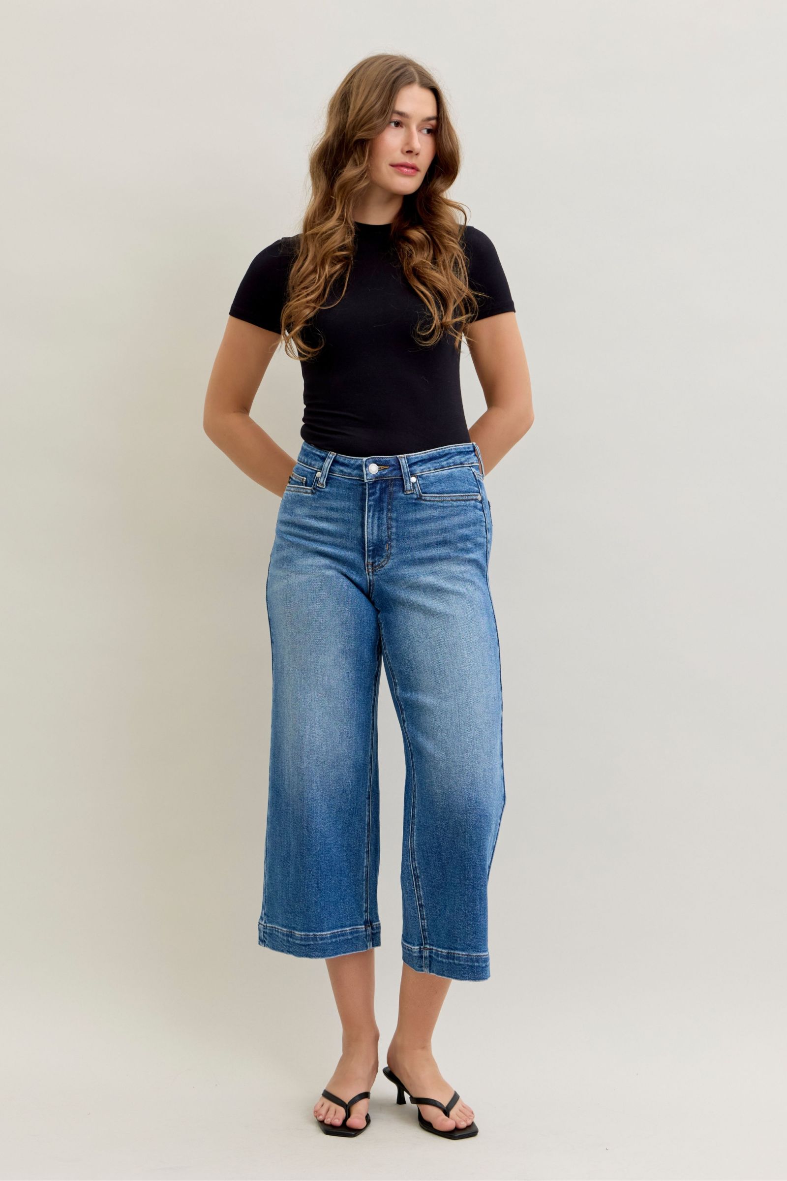 Judy Blue Mid Rise Wide Hem Crop Jeans