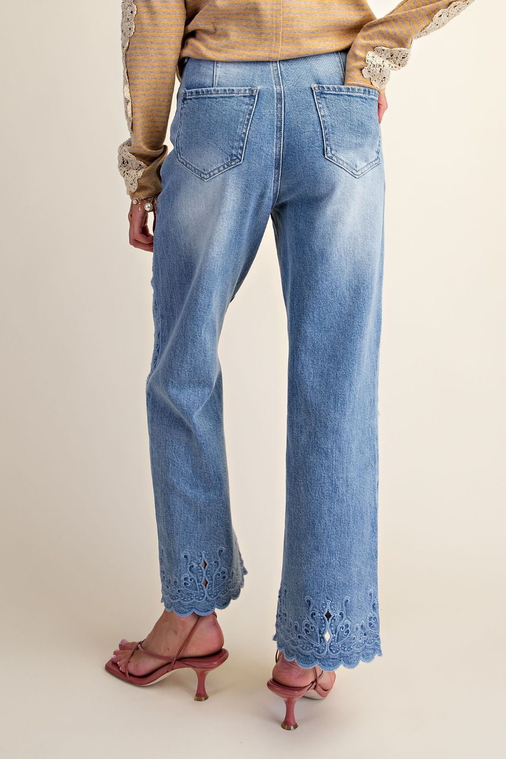 Embroidered Eyelet Cropped Jeans
