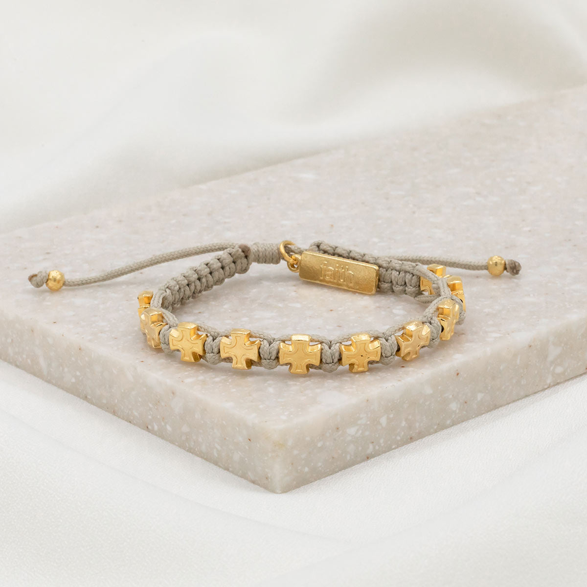 Faith Blessing Bracelet/Gold