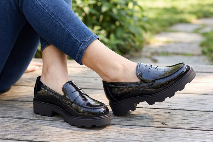 ERIC MICHAEL Black SALINA CRINKLE PATENT LUG PLATFORM LOAFER