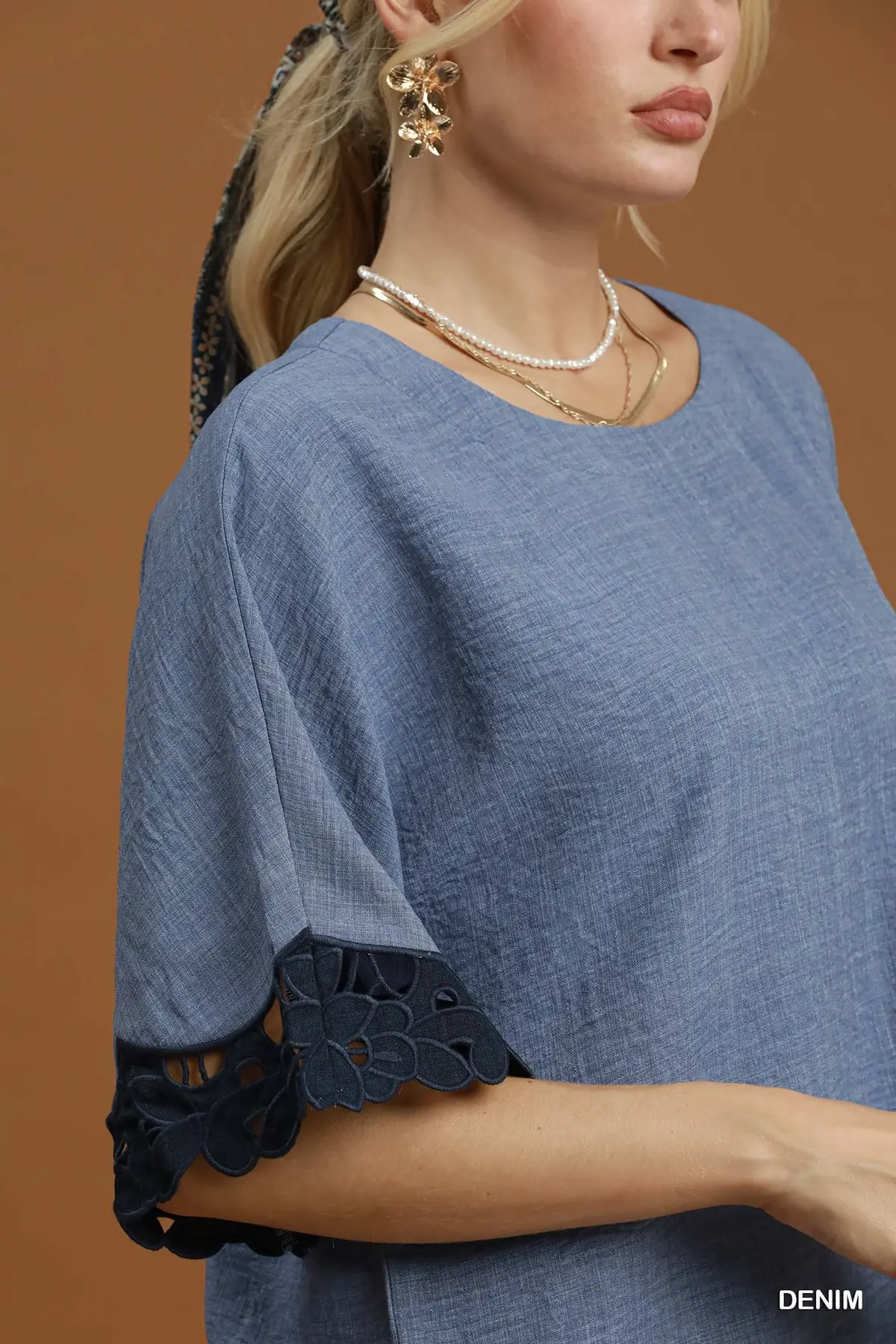 Denim Grace Lace Sleeve Top 💙