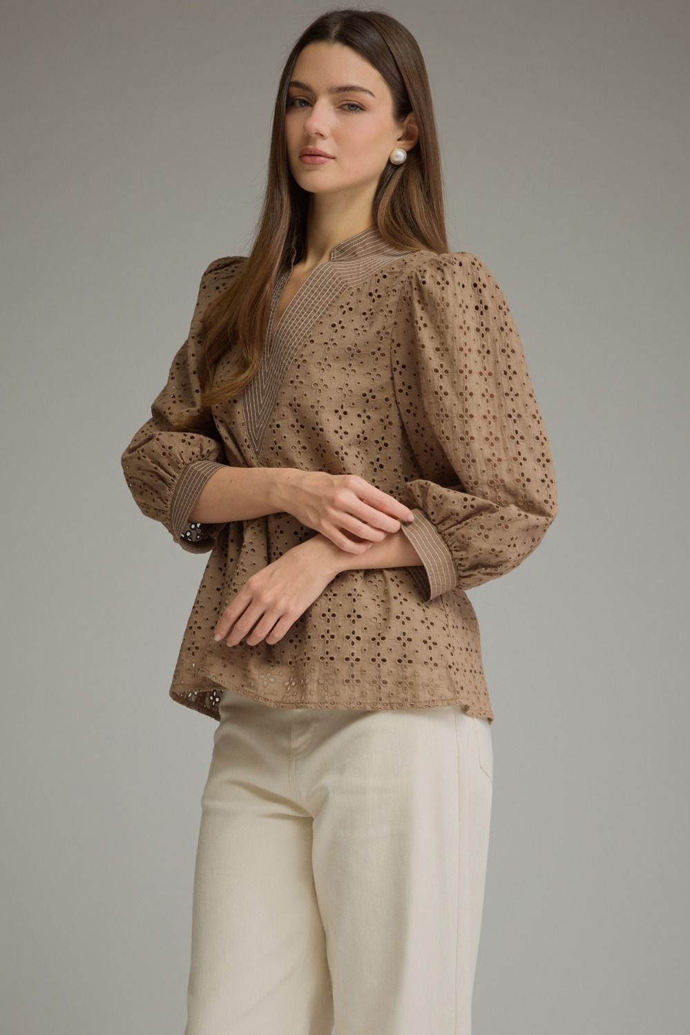 Mocha Eyelet Puff Sleeve Blouse 🤎