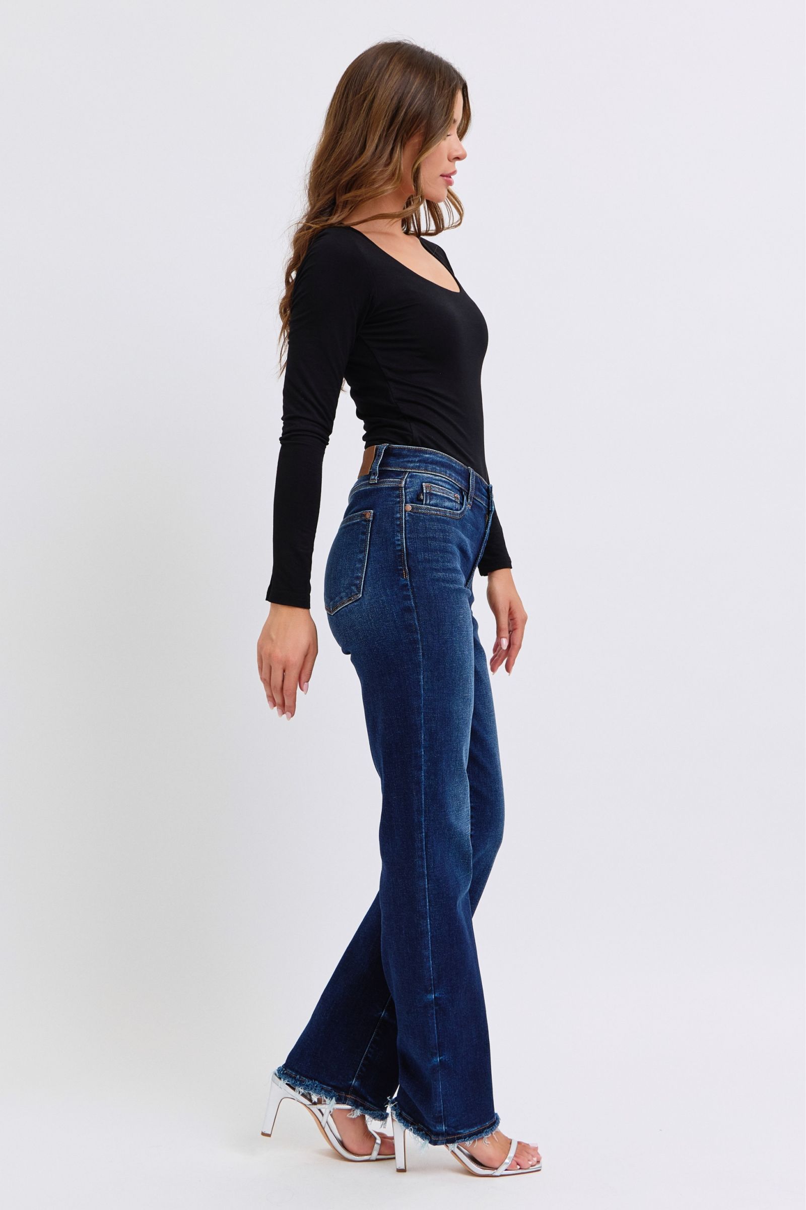 Judy Blue Mid Rise Straight Leg Jeans w/ Fray Hem