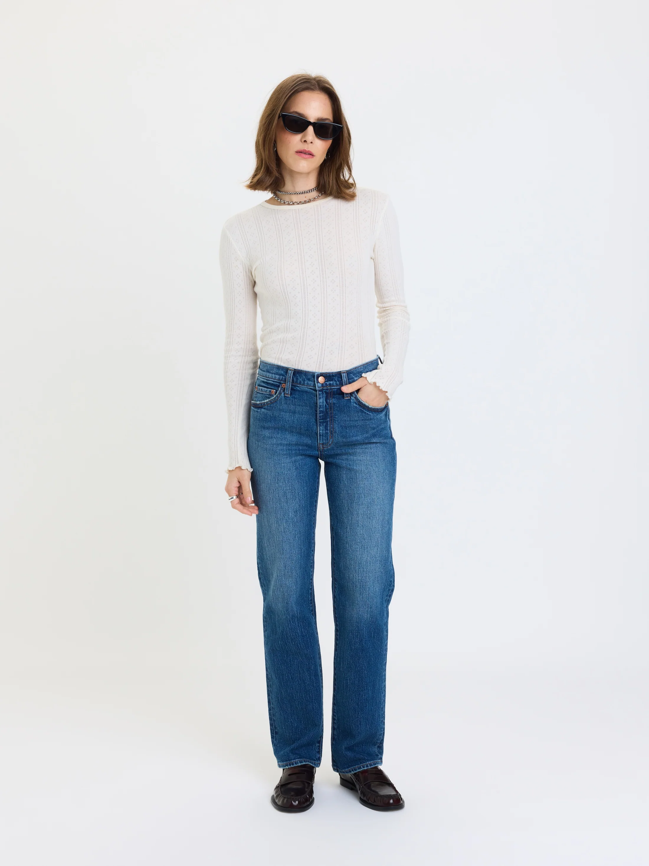REBEL MID RISE SLIM STRAIGHT IN SURGE