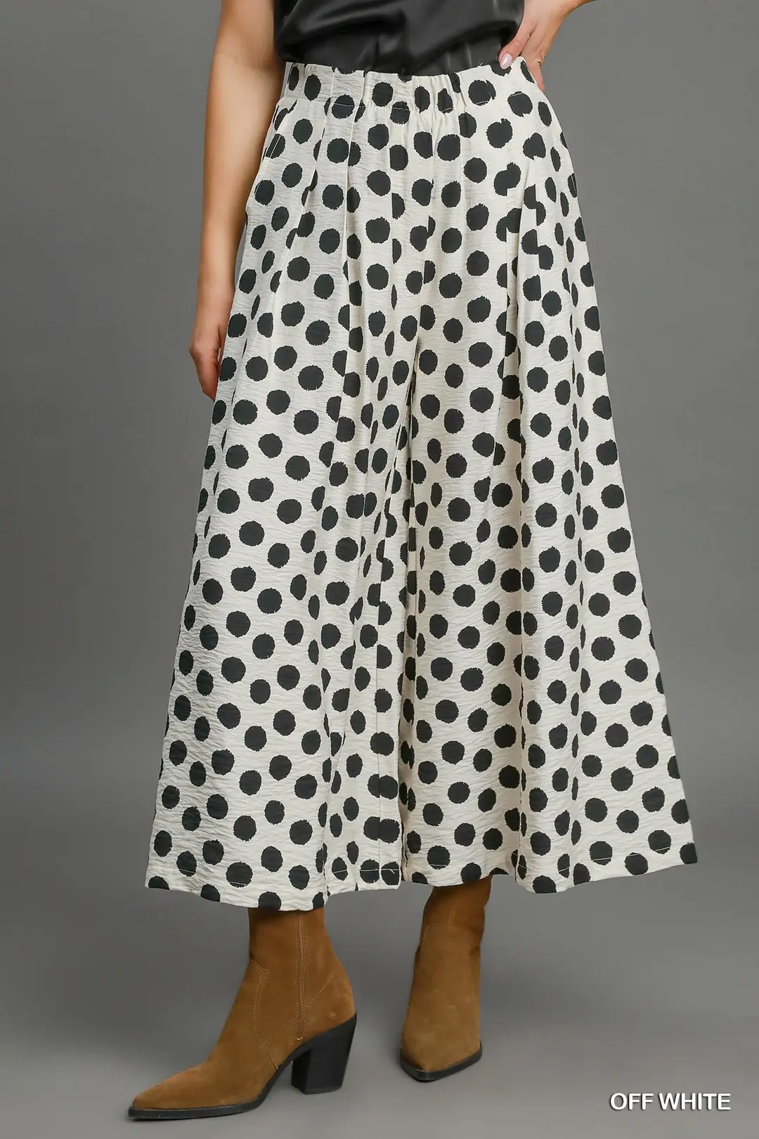 Classic Charm Polka Dot Wide Leg Pants 🤍🖤 2