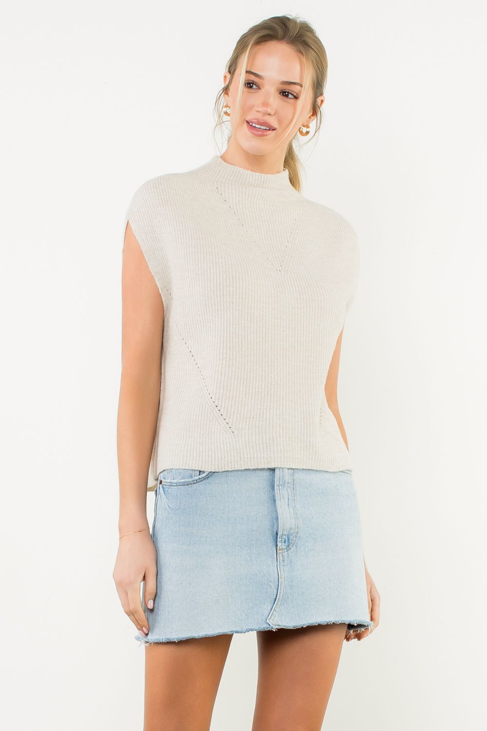 Sleeveless Mock Neck Knit Top- Cream