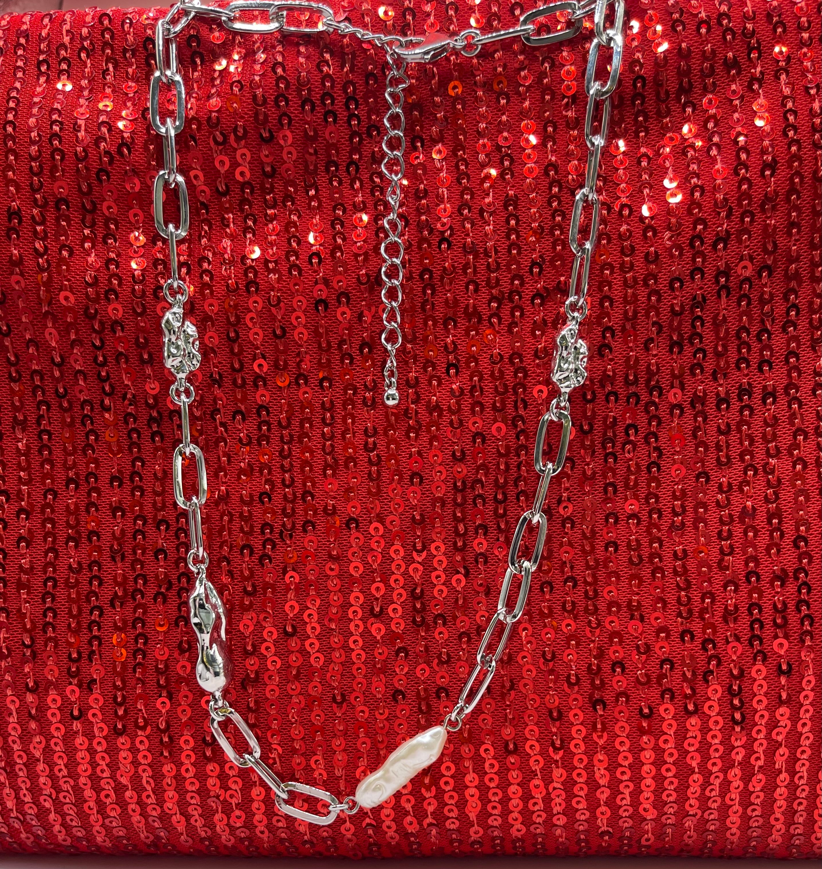 Silver Paper Clip Necklace w/ Baroque Pearl