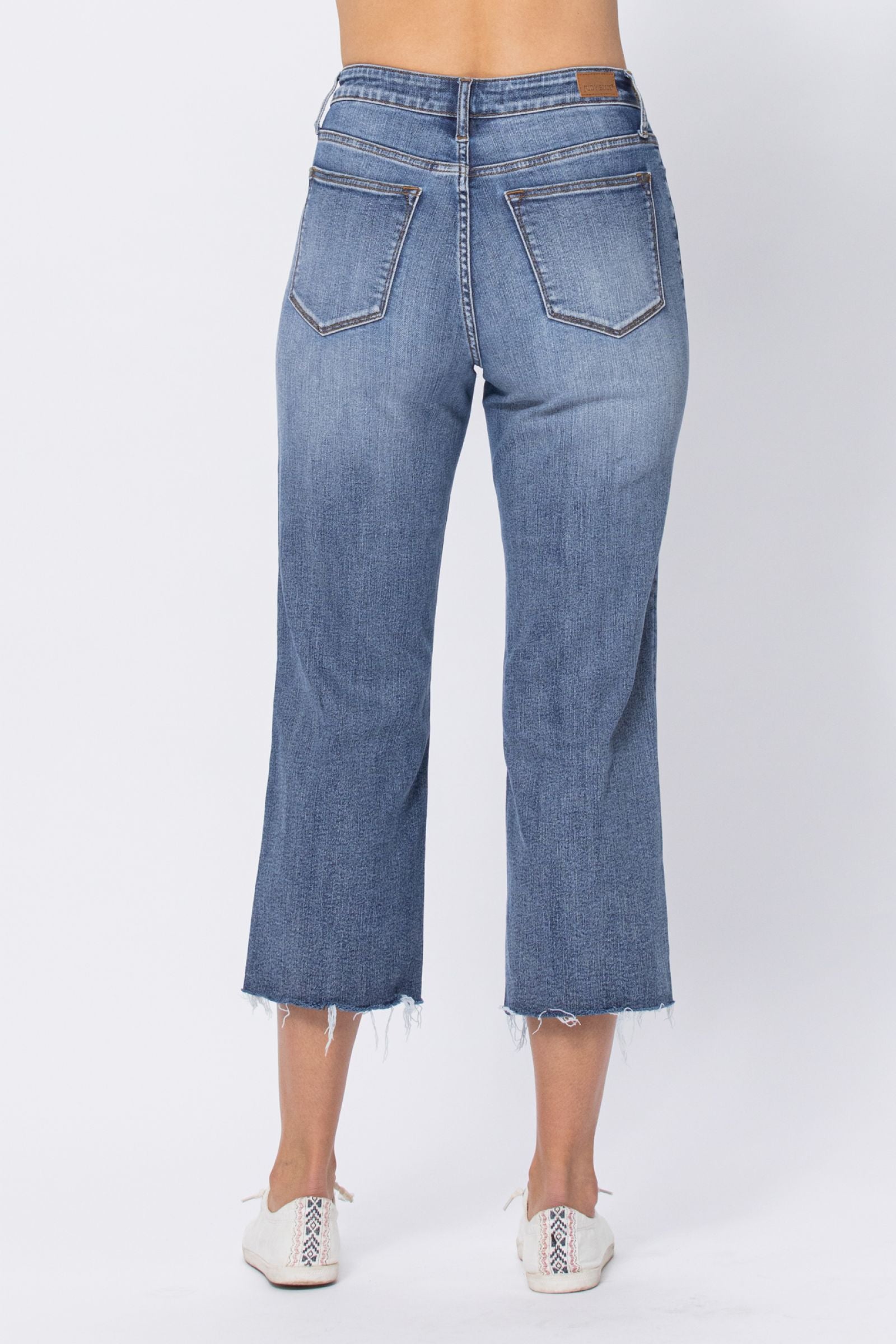 Hi-Waisted Wide Leg Raw Hem Jean