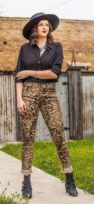 Leopard Mid Rise Frayed Hem Skinny Jean