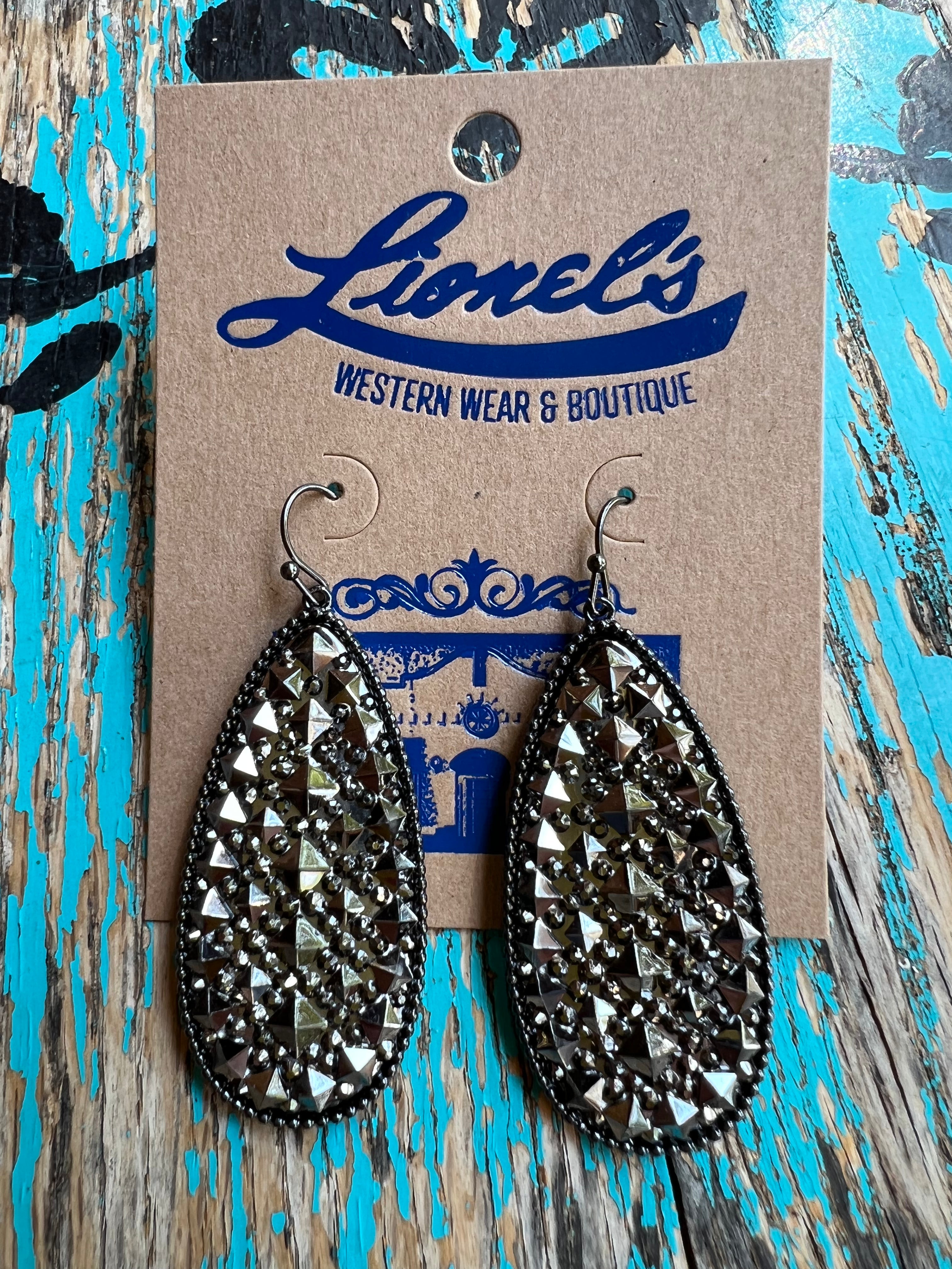 Jet 2025 black earrings