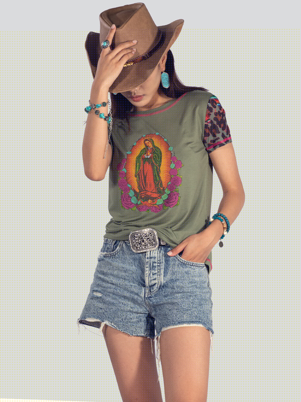 Virgen de Guadalupe Graphic Tee