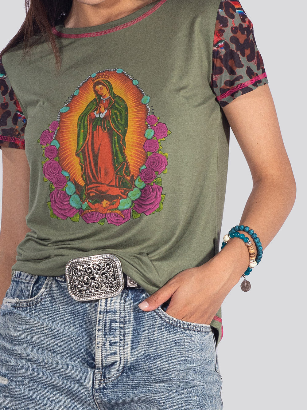 Virgen de Guadalupe Graphic Tee